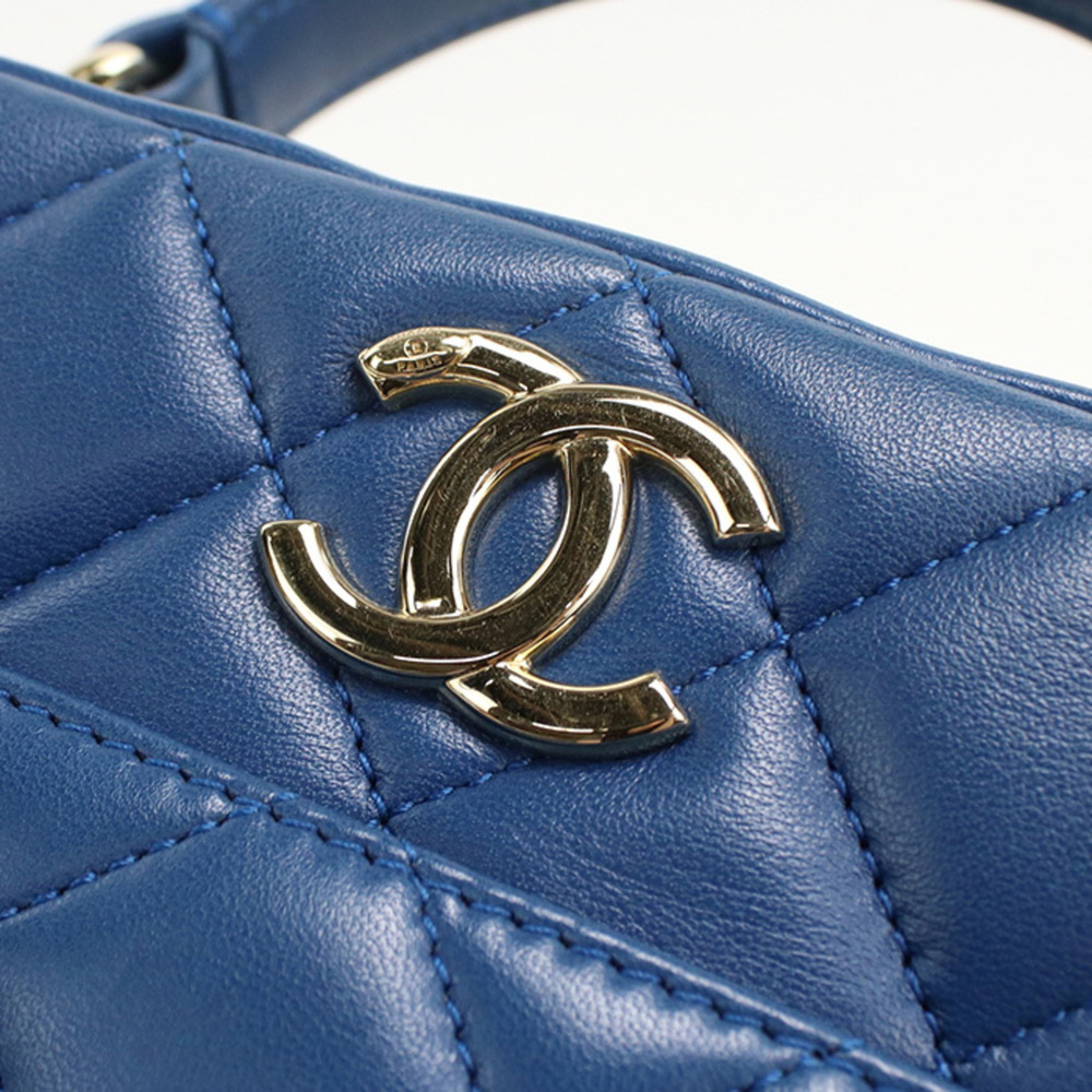 CHANEL Chanel handbag Matelassé women's blue - Picture 8 of 10